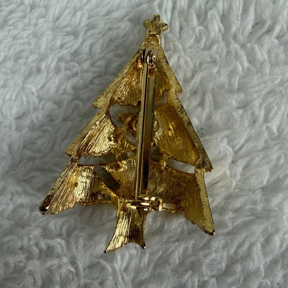 N/A gold tone